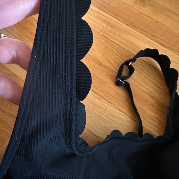NWT Charmo Scalloped Ribbed One Piece Swimsuit Size Small - Picture 13 of 16
